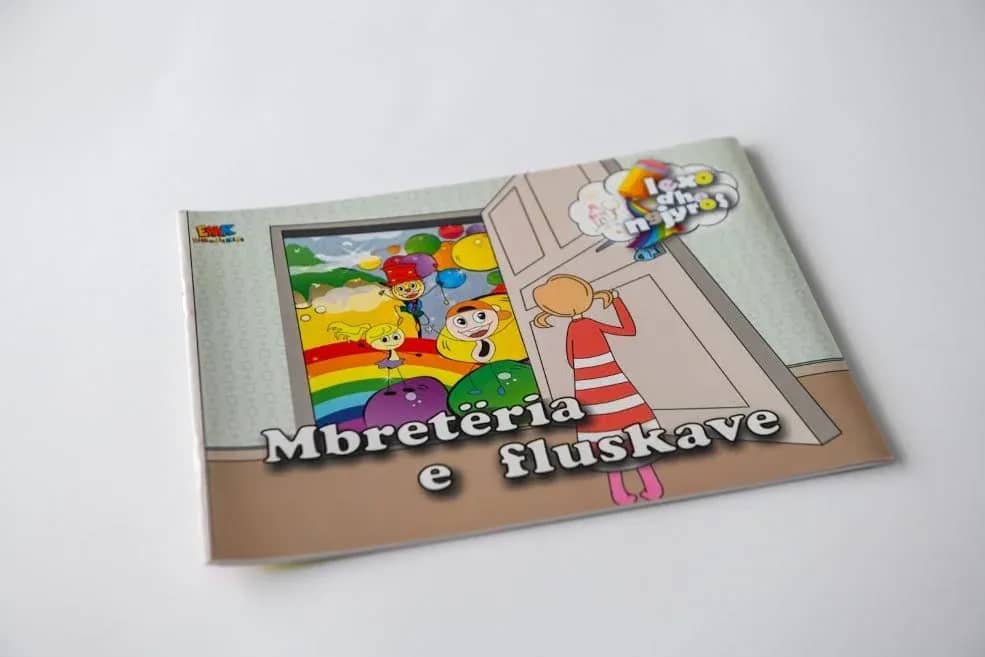 Libër "Mbretëria e Fluskave", 01125