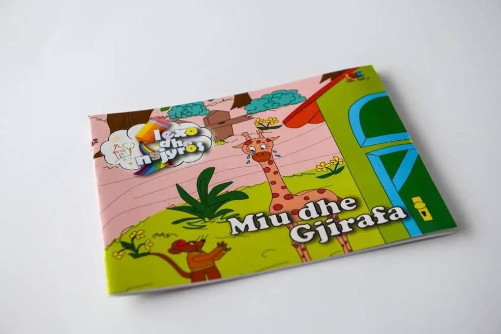 Libri "Miu dhe Gjirafa", 01130